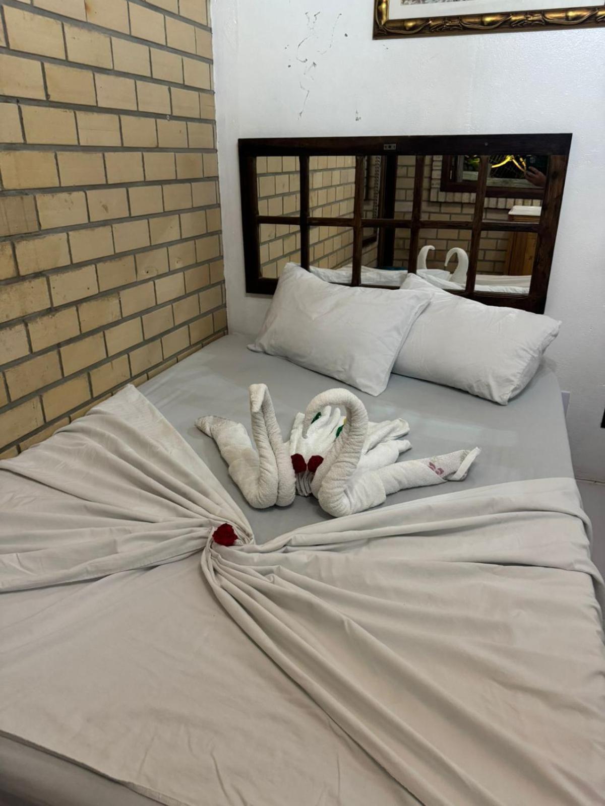 Pousada E Hostel Vale Do Rosa Praia do Rosa Ngoại thất bức ảnh