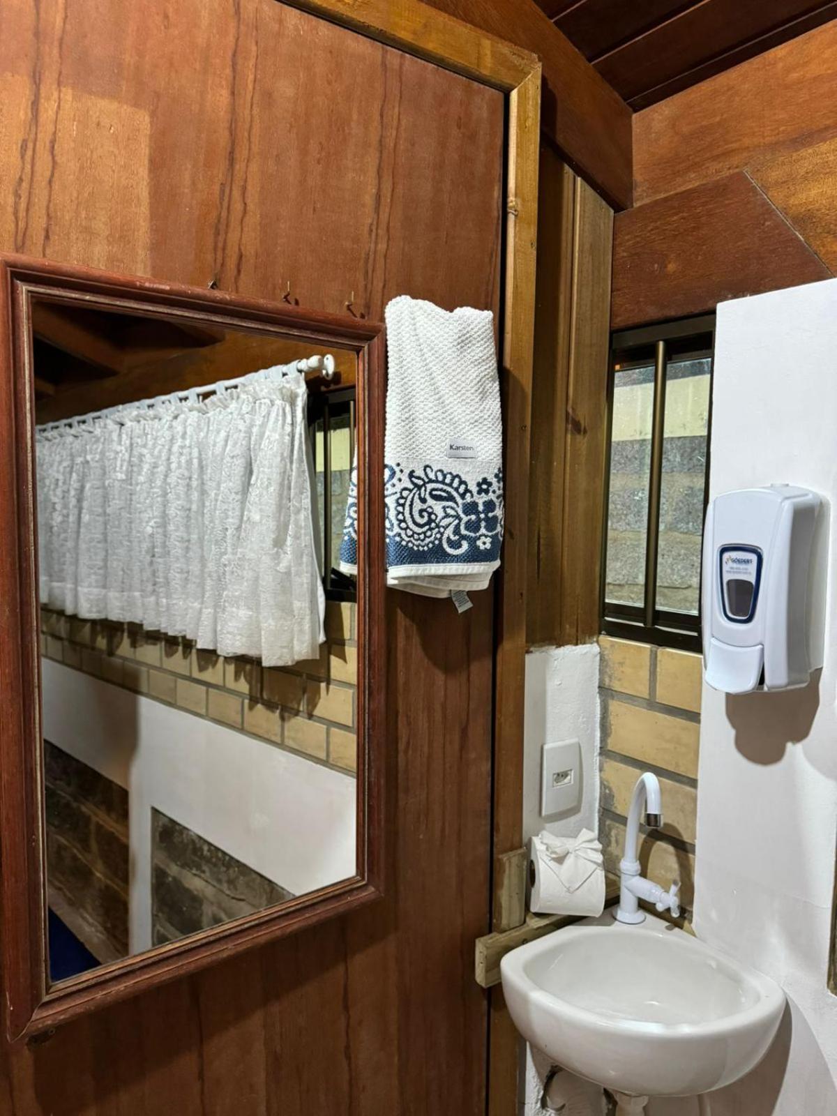 Pousada E Hostel Vale Do Rosa Praia do Rosa Ngoại thất bức ảnh