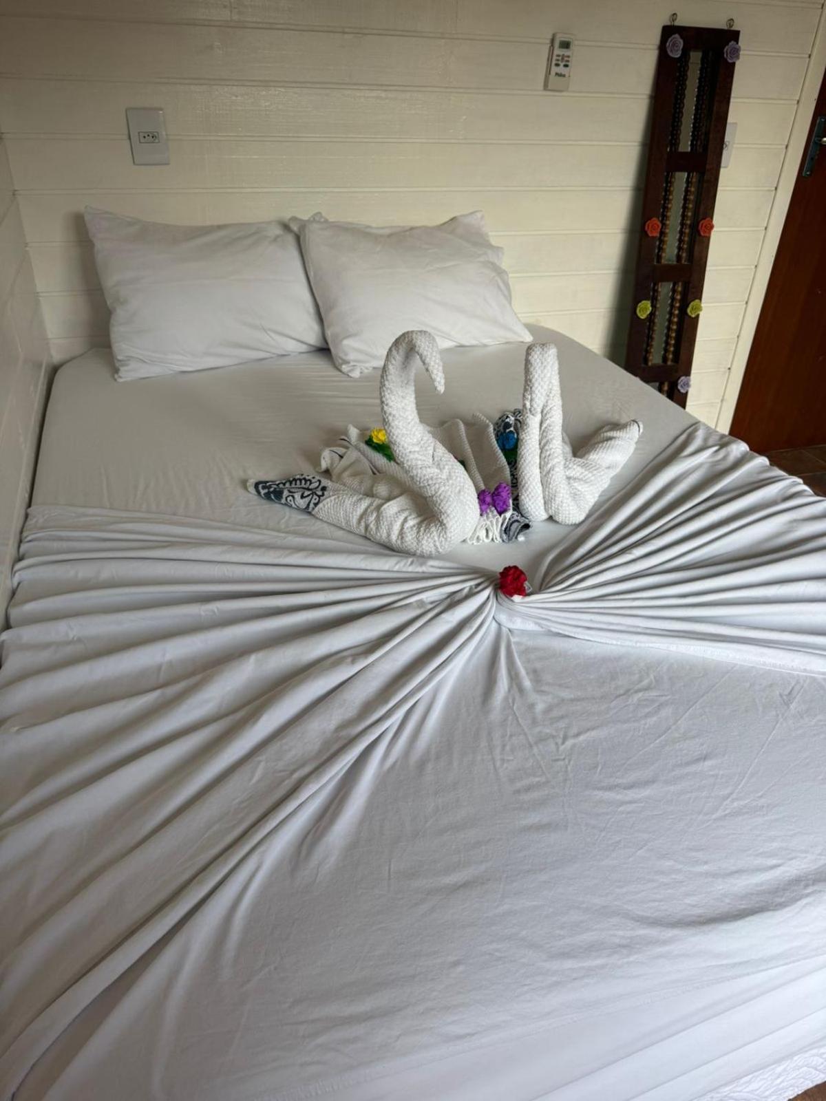 Pousada E Hostel Vale Do Rosa Praia do Rosa Ngoại thất bức ảnh