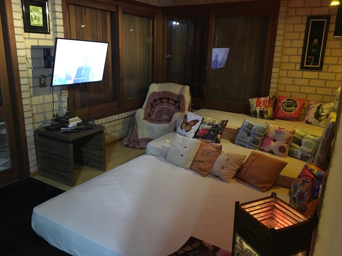 Pousada E Hostel Vale Do Rosa Praia do Rosa Ngoại thất bức ảnh